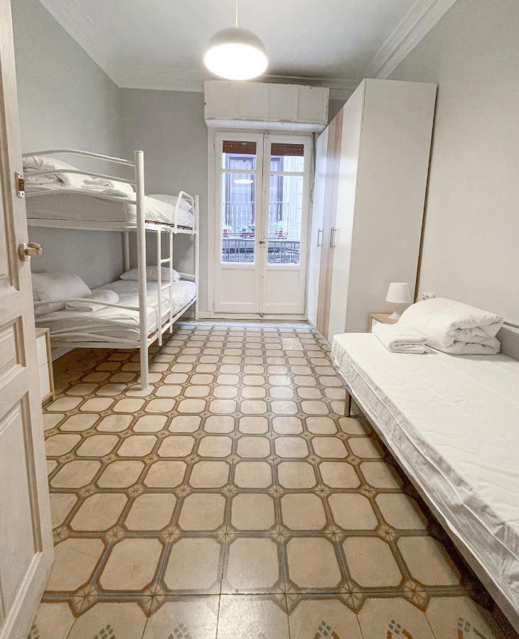 Az The Old Town Hostel - Coliving Сарагоса Екстериор снимка